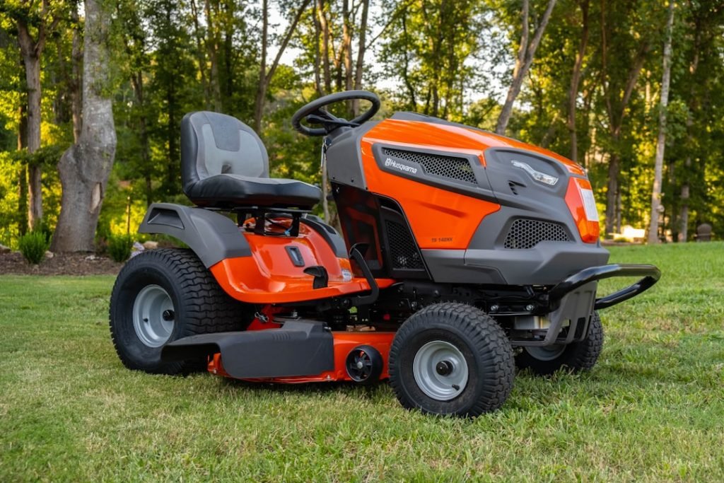 clean lawn mower